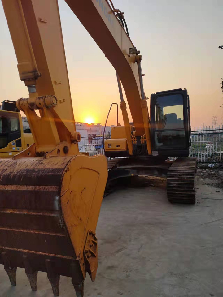 HYUNDAI R225LC-7 - Excavadora de cadenas: foto 5 HYUNDAI R225LC-7 - Excavadora de cadenas: foto 5