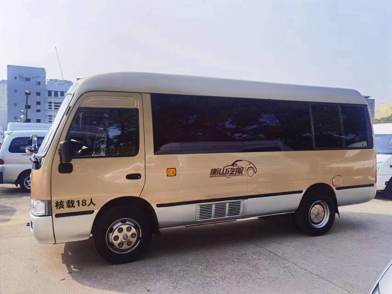Higer 18-Seater Coach - Autocar: foto 3 Higer 18-Seater Coach - Autocar: foto 3