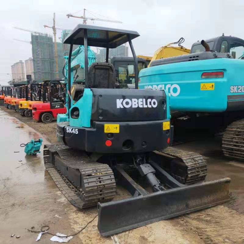 KOBELCO SK45 - Miniexcavadora: foto 2 KOBELCO SK45 - Miniexcavadora: foto 2