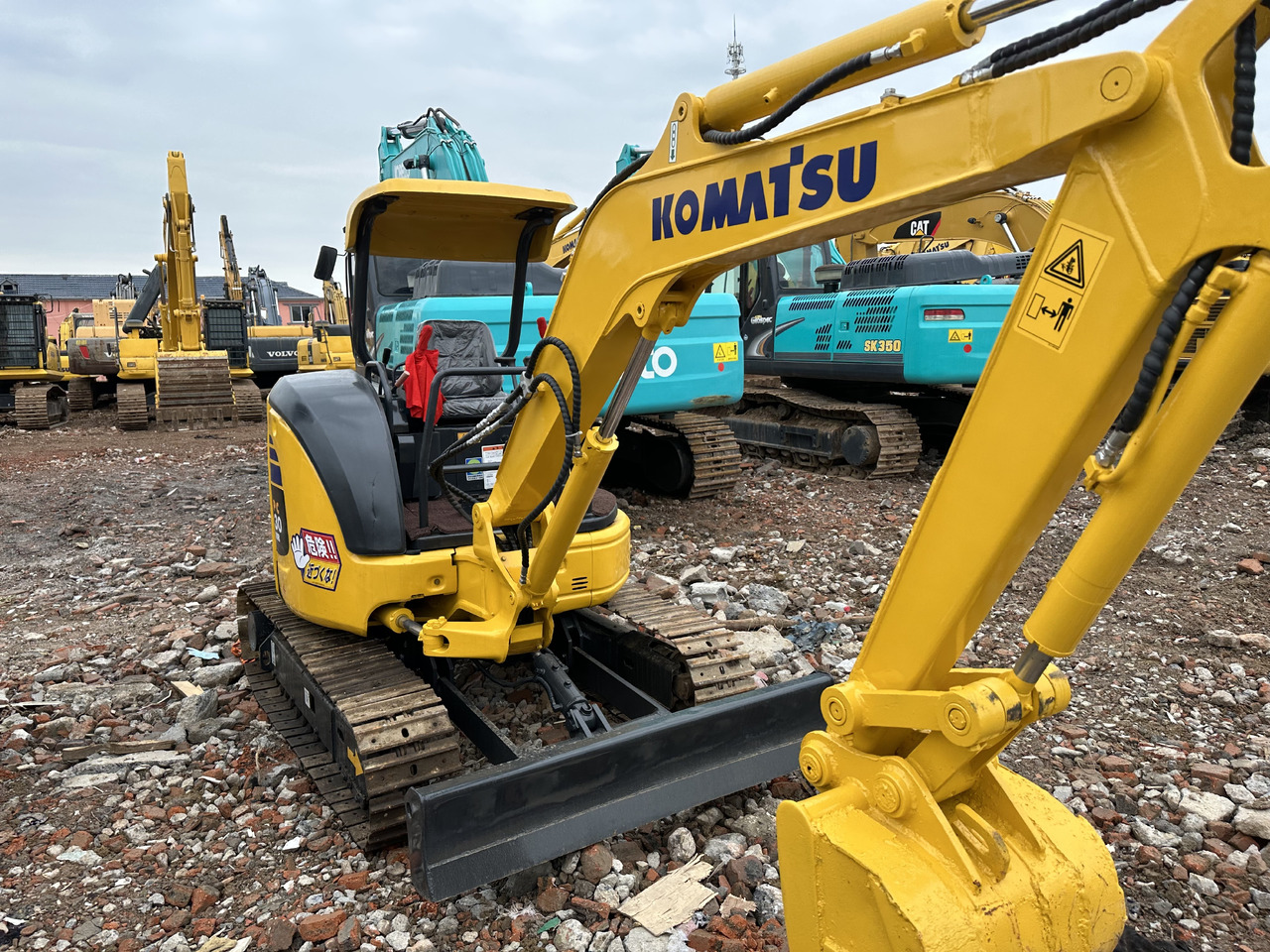 KOMATSU Mini Excavator PC30 Powerful and Efficient Yanmar Engine - Miniexcavadora: foto 4 KOMATSU Mini Excavator PC30 Powerful and Efficient Yanmar Engine - Miniexcavadora: foto 4