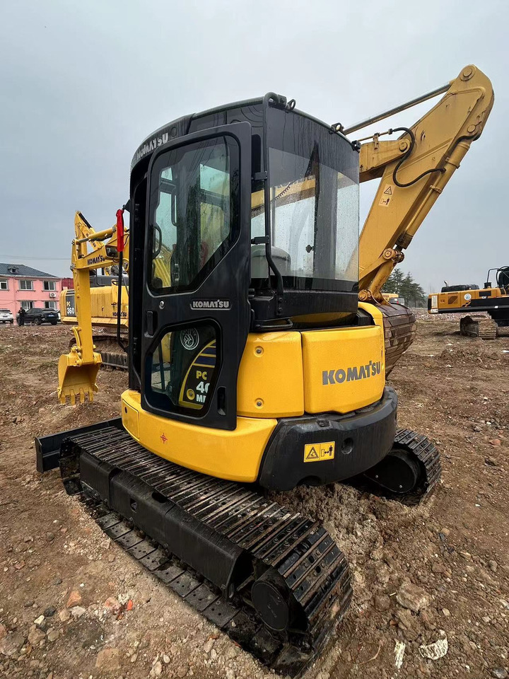 KOMATSU Mini Excavator PC40 With Enclosed Cab - Miniexcavadora: foto 3 KOMATSU Mini Excavator PC40 With Enclosed Cab - Miniexcavadora: foto 3