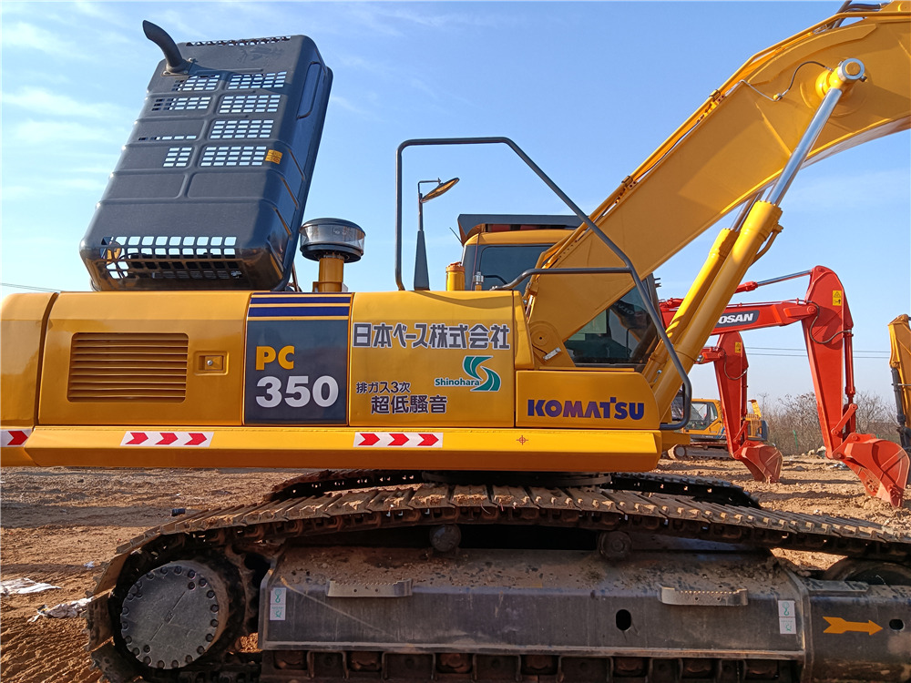 KOMATSU P350-7 - Excavadora de cadenas: foto 4 KOMATSU P350-7 - Excavadora de cadenas: foto 4