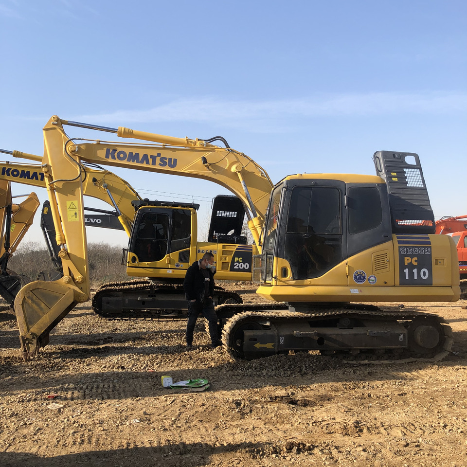 KOMATSU PC110-7 - Excavadora de cadenas: foto 1 KOMATSU PC110-7 - Excavadora de cadenas: foto 1