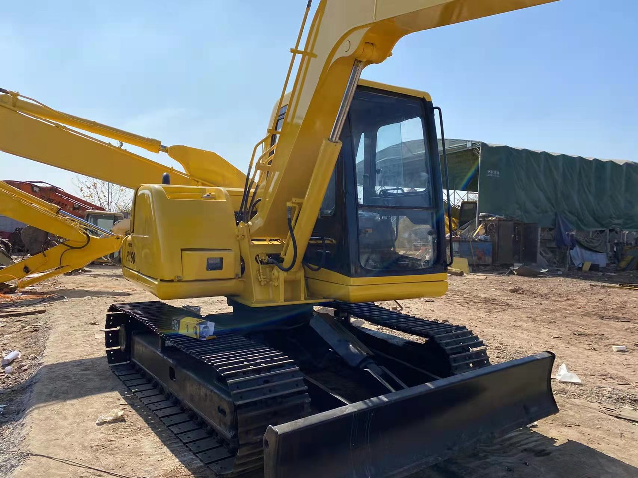 KOMATSU PC60-7 - Excavadora de cadenas: foto 4 KOMATSU PC60-7 - Excavadora de cadenas: foto 4