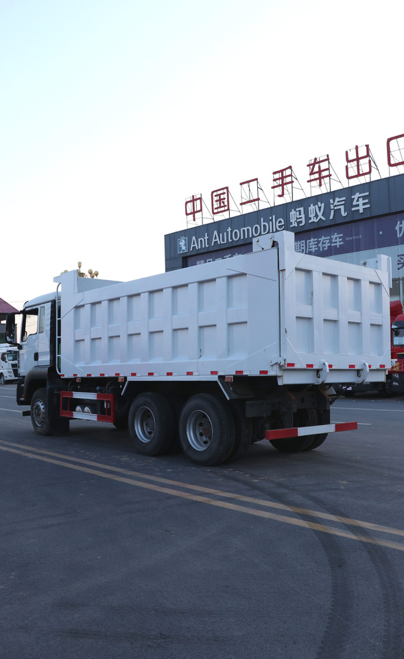 SINOTRUK Dump Truck 6x4 Click for Discount - Camión volquete: foto 4 SINOTRUK Dump Truck 6x4 Click for Discount - Camión volquete: foto 4