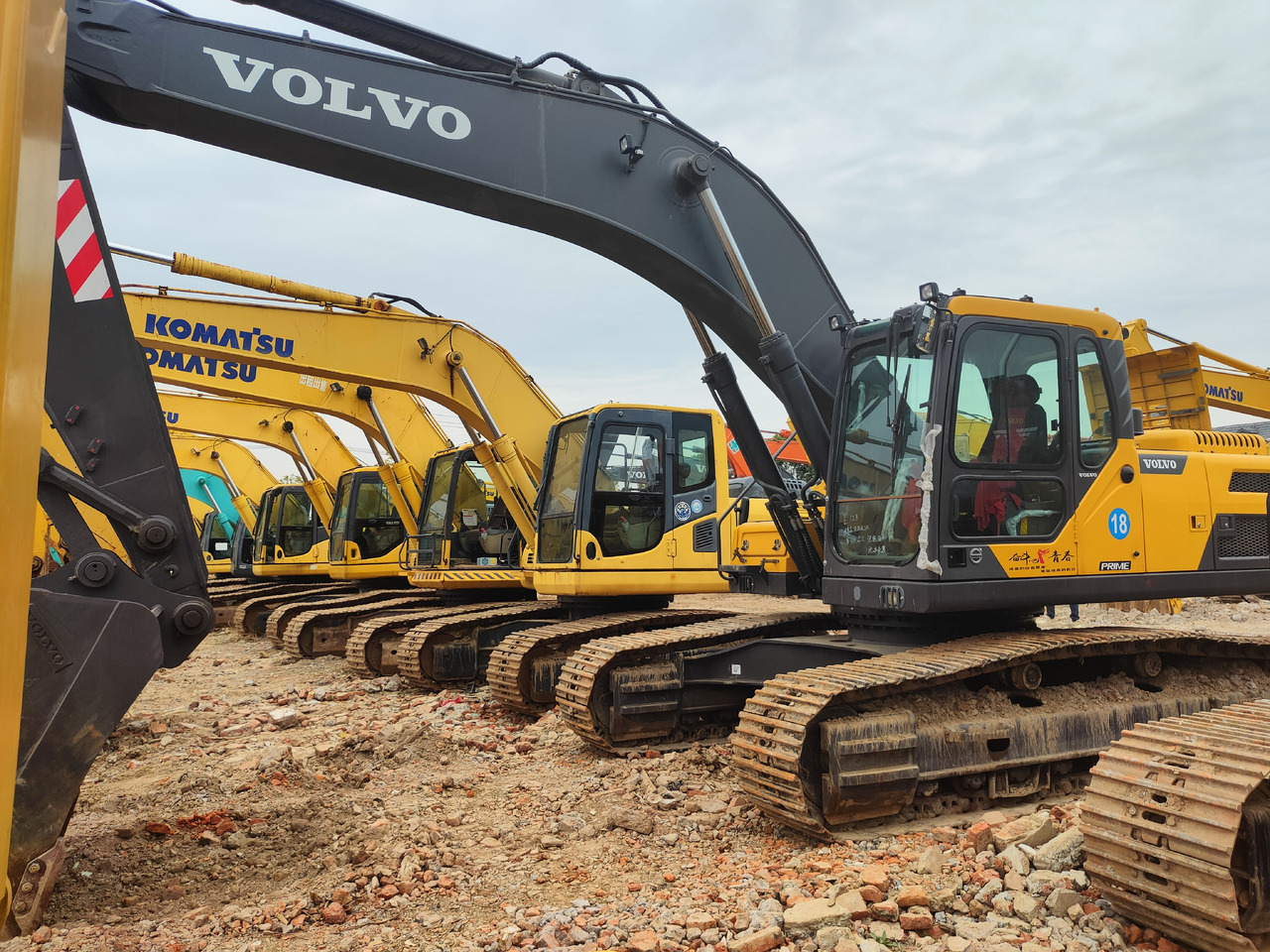 VOLVO EC290LC - Excavadora de cadenas: foto 1 VOLVO EC290LC - Excavadora de cadenas: foto 1