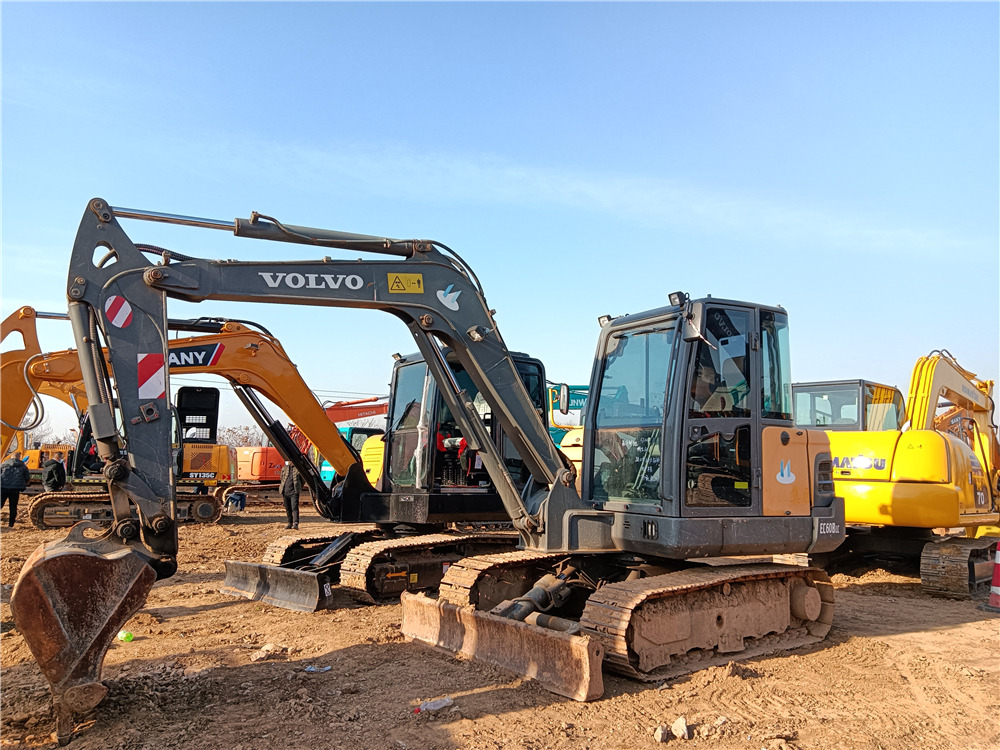 VOLVO EC60BLC - Excavadora de cadenas: foto 1 VOLVO EC60BLC - Excavadora de cadenas: foto 1