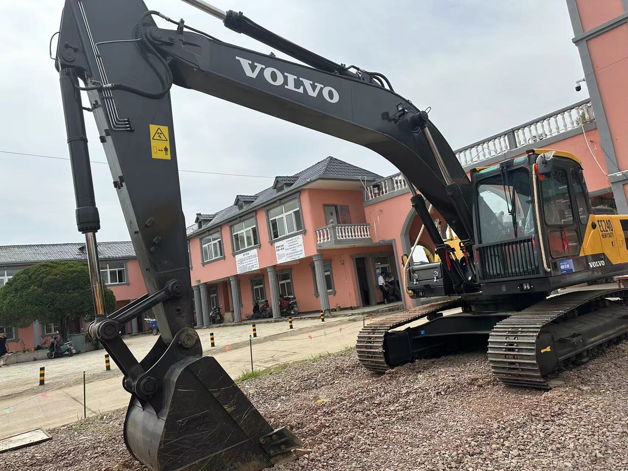 VOLVO Excavator EC240 - Excavadora: foto 4 VOLVO Excavator EC240 - Excavadora: foto 4