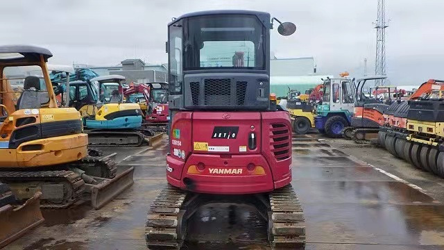 YANMAR VIO30 - Miniexcavadora: foto 2 YANMAR VIO30 - Miniexcavadora: foto 2