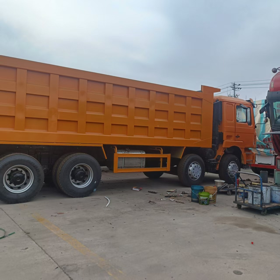 Shacman F3000 8X4 - Camión volquete: foto 4 Shacman F3000 8X4 - Camión volquete: foto 4