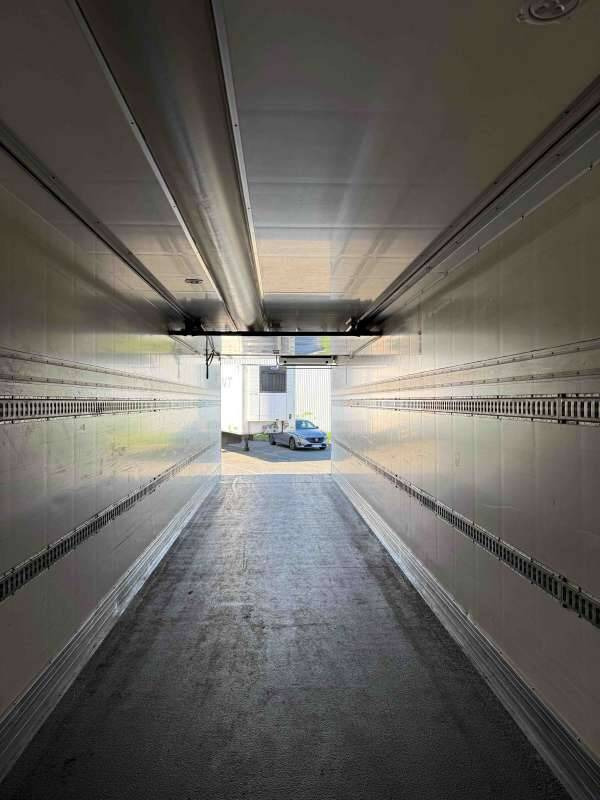 Semirremolque frigorífico Semi-remorque 3 Essieux FRIGO 38 TONNES HAYON CAISSE CHEREAU GROUPE THERMOKING SLXI SPECTRUM: foto 10 Semirremolque frigorífico Semi-remorque 3 Essieux FRIGO 38 TONNES HAYON CAISSE CHEREAU GROUPE THERMOKING SLXI SPECTRUM: foto 10