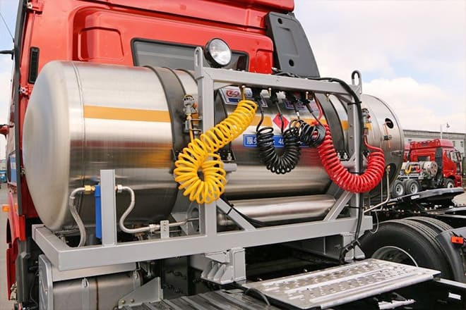 FAW FAW 6X4 Trucks for Sale Prices in Vanuatu - Cabeza tractora: foto 2 FAW FAW 6X4 Trucks for Sale Prices in Vanuatu - Cabeza tractora: foto 2