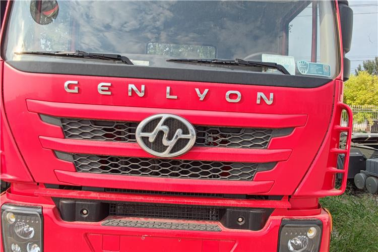 Hongyan Used Genlyon Truck Head for Sale - Cabeza tractora: foto 4 Hongyan Used Genlyon Truck Head for Sale - Cabeza tractora: foto 4