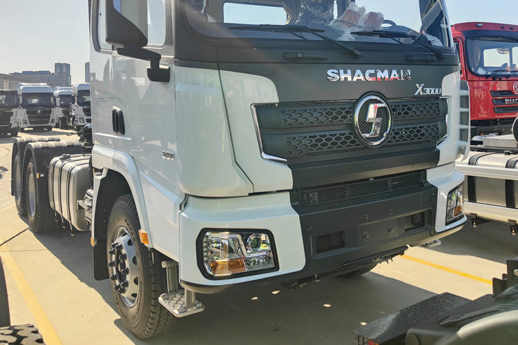 SHACMAN Shacman X3000 Truck Head for Sale in Malawi - Cabeza tractora: foto 4 SHACMAN Shacman X3000 Truck Head for Sale in Malawi - Cabeza tractora: foto 4
