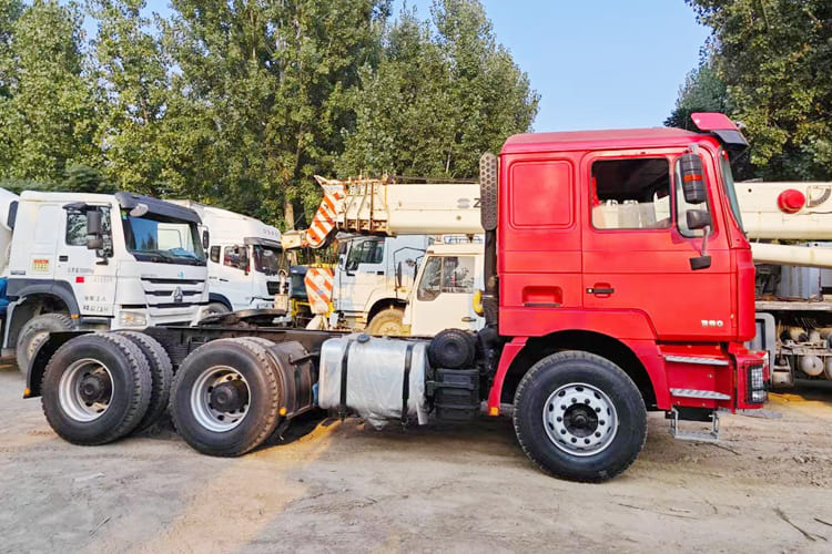 SHACMAN Used Shacman F3000 Truck Head for Sale in Mali - Cabeza tractora: foto 3 SHACMAN Used Shacman F3000 Truck Head for Sale in Mali - Cabeza tractora: foto 3