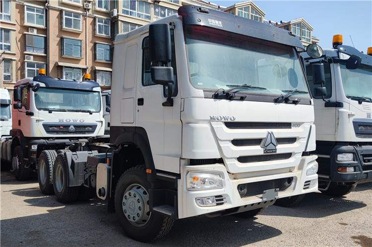 SINOTRUK Howo 400hp Truck Tractor Price with Weichai Engine In Guinea - Cabeza tractora: foto 1 SINOTRUK Howo 400hp Truck Tractor Price with Weichai Engine In Guinea - Cabeza tractora: foto 1