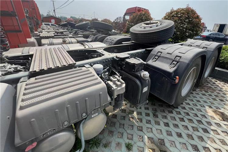 SINOTRUK Used Sitrak Truck Head for Sale In Guinea - Cabeza tractora: foto 4 SINOTRUK Used Sitrak Truck Head for Sale In Guinea - Cabeza tractora: foto 4