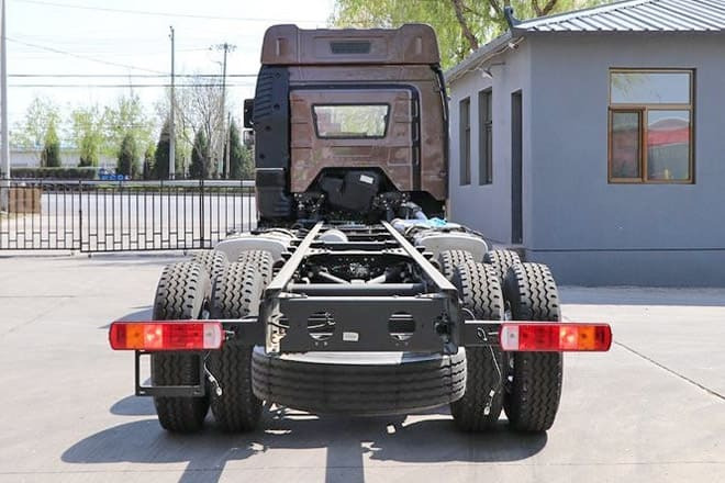 FAWA FAW Truck J6P New Model for Sale in Sierra Leone - Camión chasis: foto 4 FAWA FAW Truck J6P New Model for Sale in Sierra Leone - Camión chasis: foto 4