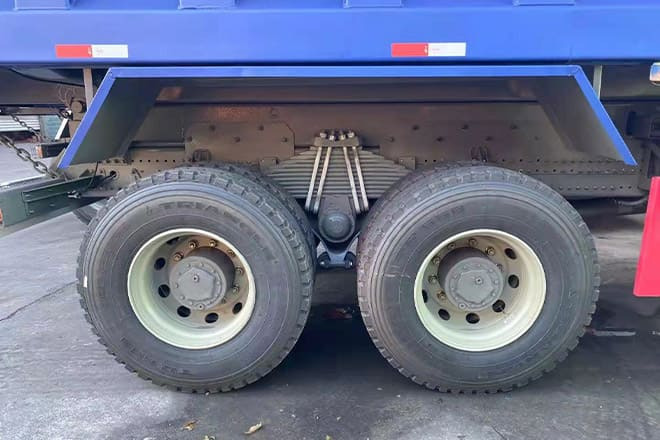 SINOTRUK Sinotruk Howo 380 New Dump Trucks for Sale in Côte d'Ivoire - Camión volquete: foto 3 SINOTRUK Sinotruk Howo 380 New Dump Trucks for Sale in Côte d'Ivoire - Camión volquete: foto 3