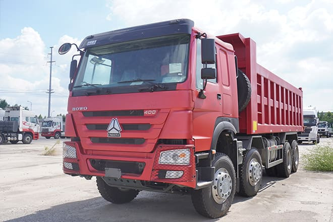 SINOTRUK Sinotruk Howo 8x4 Dump Truck for Sale in Cameroon - Camión volquete: foto 3 SINOTRUK Sinotruk Howo 8x4 Dump Truck for Sale in Cameroon - Camión volquete: foto 3