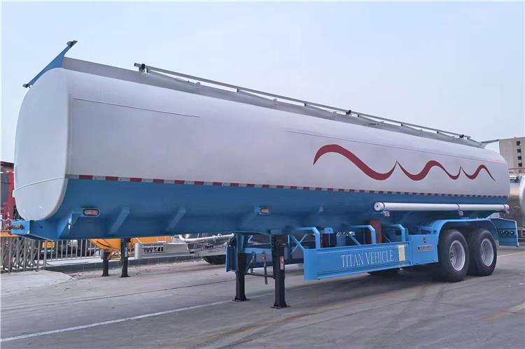 TITAN 2 Axle 40000 Liters Fuel Tanker Trailer for Sale In Zimbabwe - Semirremolque cisterna: foto 1 TITAN 2 Axle 40000 Liters Fuel Tanker Trailer for Sale In Zimbabwe - Semirremolque cisterna: foto 1