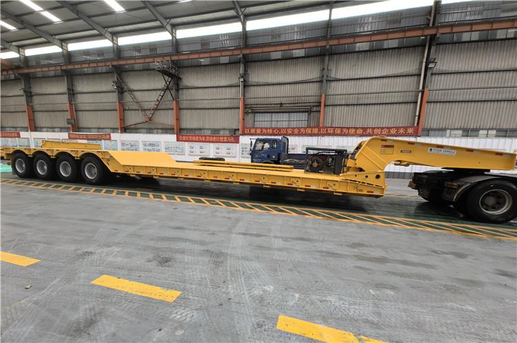 TITAN 4 Axle 100 Ton Removable Gooseneck Trailer for Sale in PNG - Semirremolque góndola rebajadas: foto 5 TITAN 4 Axle 100 Ton Removable Gooseneck Trailer for Sale in PNG - Semirremolque góndola rebajadas: foto 5