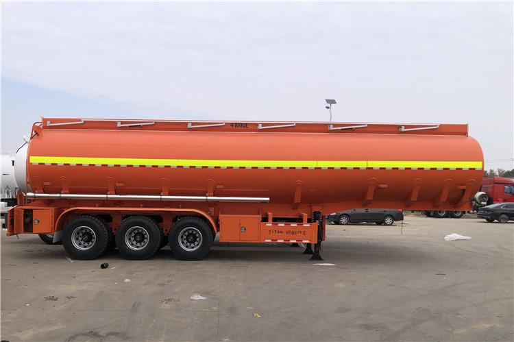 TITAN 45000 Liters Fuel Oil Diesel Tanker Trailer for Sale In Saudi Arabia - Semirremolque cisterna: foto 2 TITAN 45000 Liters Fuel Oil Diesel Tanker Trailer for Sale In Saudi Arabia - Semirremolque cisterna: foto 2