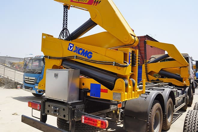 XCMG 20Ft Container Side Lift Truck for Sale in Guyana - Camión portacontenedore/ Intercambiable: foto 2 XCMG 20Ft Container Side Lift Truck for Sale in Guyana - Camión portacontenedore/ Intercambiable: foto 2