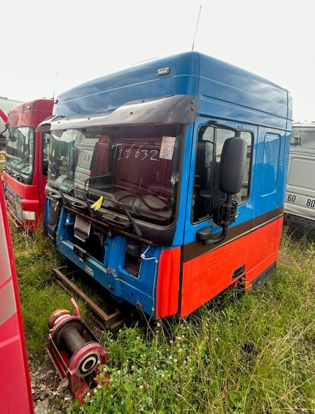DAF DAF XF105-410 Bleue - Cabina para Camión: foto 1 DAF DAF XF105-410 Bleue - Cabina para Camión: foto 1