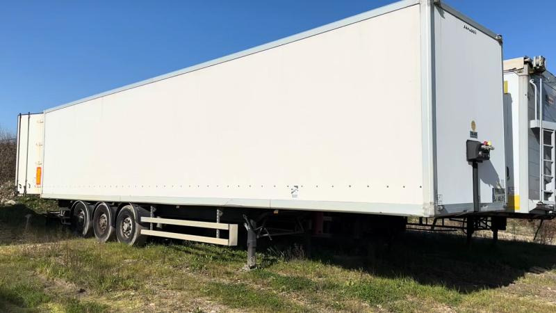 Samro Srem - Semirremolque caja cerrada: foto 1 Samro Srem - Semirremolque caja cerrada: foto 1