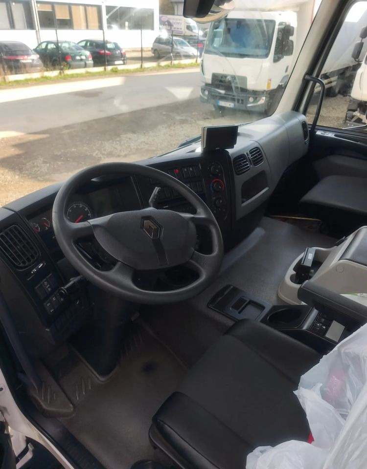 Renault Gama D 18.280 rama do zabudowy poduszka - Camión chasis: foto 3 Renault Gama D 18.280 rama do zabudowy poduszka - Camión chasis: foto 3