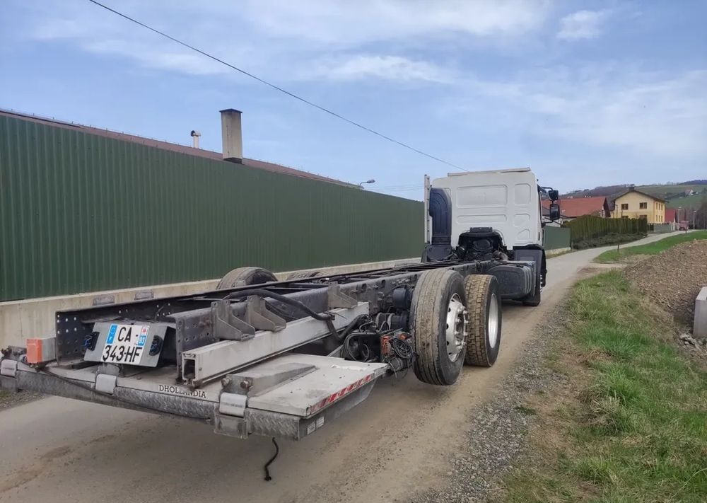 Renault Premium 26.380 Dxi 6x2 rama do zabudowy - Camión chasis: foto 3 Renault Premium 26.380 Dxi 6x2 rama do zabudowy - Camión chasis: foto 3