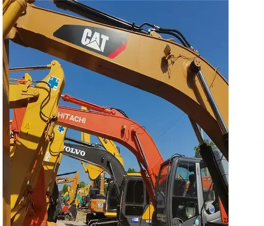 2022 Caterpillar 325 - Excavadora de cadenas: foto 2 2022 Caterpillar 325 - Excavadora de cadenas: foto 2