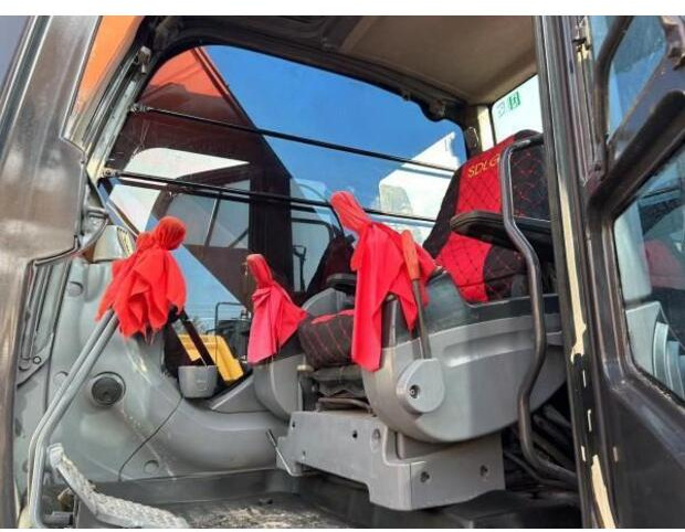 2022 Hitachi ZX200-3 - Excavadora de cadenas: foto 5 2022 Hitachi ZX200-3 - Excavadora de cadenas: foto 5