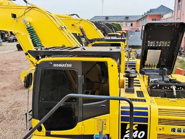 2022 Komatsu PC240 - Excavadora de cadenas: foto 5 2022 Komatsu PC240 - Excavadora de cadenas: foto 5
