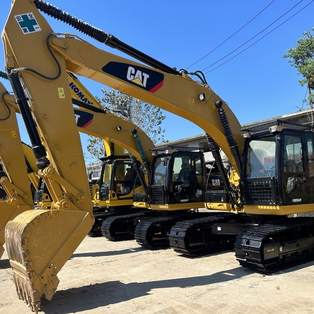 2023 Caterpillar 320D2 - Excavadora de cadenas: foto 1 2023 Caterpillar 320D2 - Excavadora de cadenas: foto 1