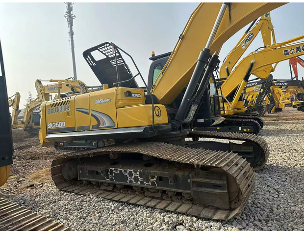 2023 KOBELCO SK250 - Excavadora de cadenas: foto 1 2023 KOBELCO SK250 - Excavadora de cadenas: foto 1