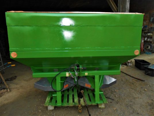 Amazone ZAM COMPACT - Esparcidor de fertilizantes: foto 1 Amazone ZAM COMPACT - Esparcidor de fertilizantes: foto 1