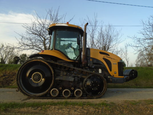Challenger MT765B - Tractor de cadenas: foto 4 Challenger MT765B - Tractor de cadenas: foto 4