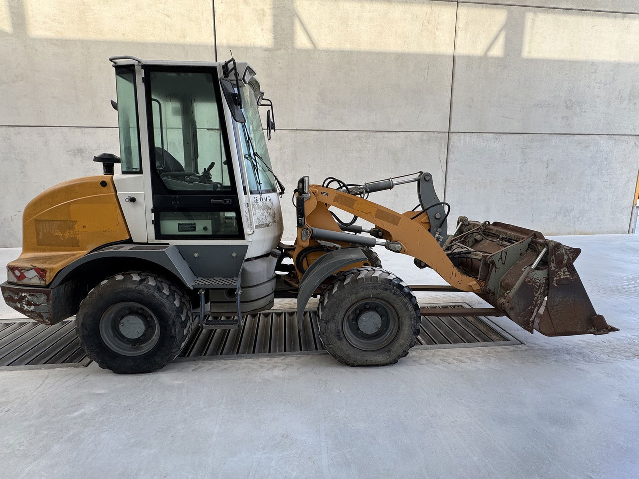 Liebherr L 506 - Cargadora de ruedas: foto 1 Liebherr L 506 - Cargadora de ruedas: foto 1