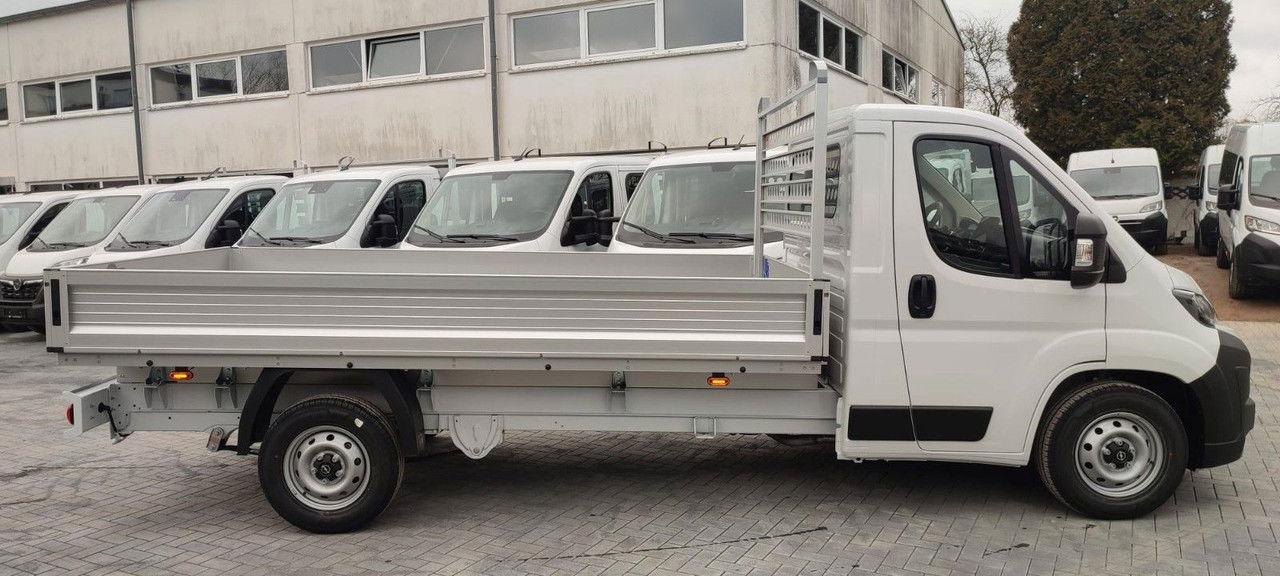 Opel Movano Pritsche Automatik 180PS - Furgoneta caja abierta: foto 3 Opel Movano Pritsche Automatik 180PS - Furgoneta caja abierta: foto 3
