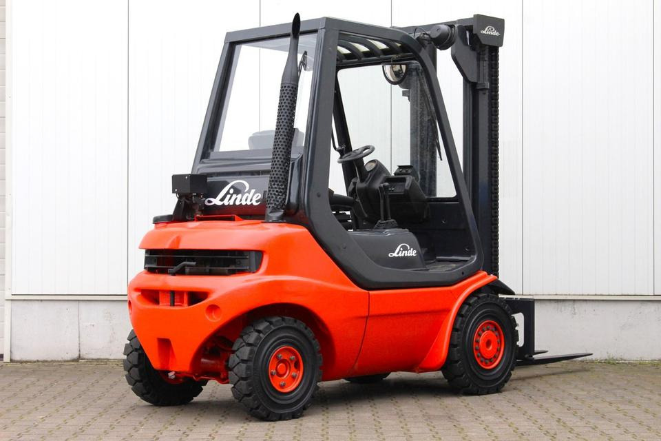 LINDE H20D Diesel TOP Zustand - UVV NEU - Carretilla elevadora diésel: foto 1 LINDE H20D Diesel TOP Zustand - UVV NEU - Carretilla elevadora diésel: foto 1