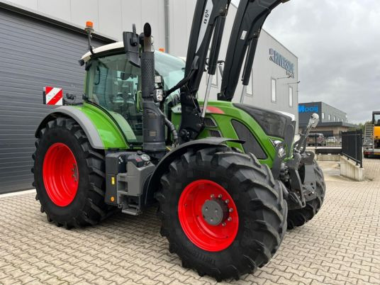 Fendt 720 S4 PROFI PLUS - Tractor: foto 2 Fendt 720 S4 PROFI PLUS - Tractor: foto 2
