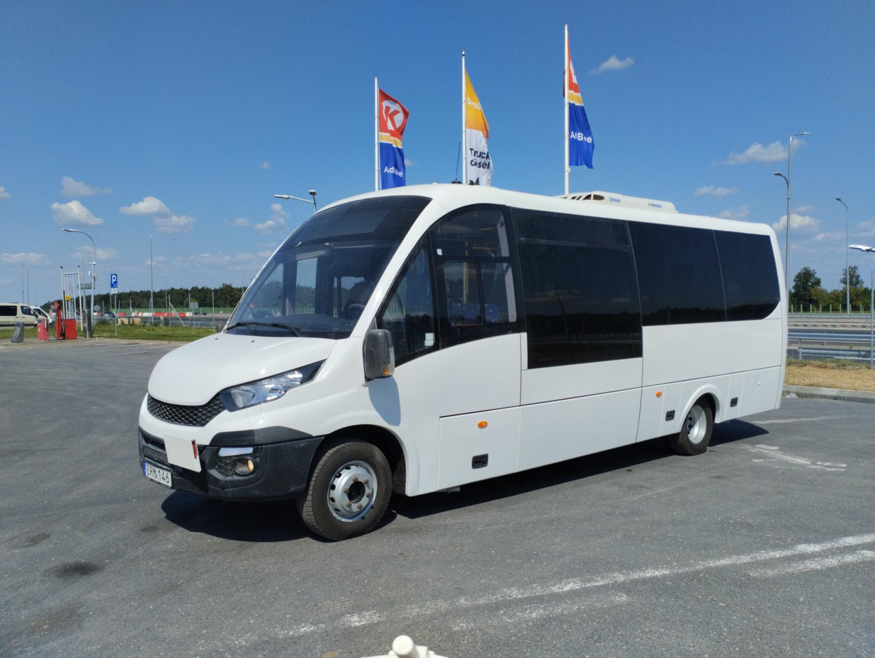 IVECO FIRST ROSERO 70C18 - Minibús, Furgoneta de pasajeros: foto 2 IVECO FIRST ROSERO 70C18 - Minibús, Furgoneta de pasajeros: foto 2