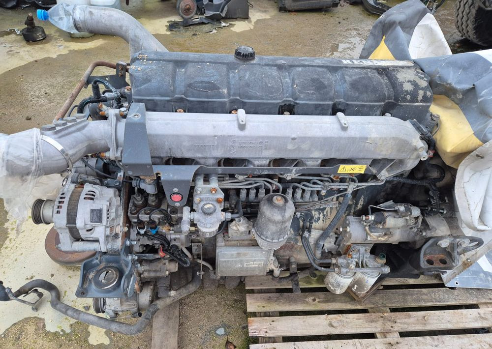 Renault kerax 2005 r silnik kompletny - Motor para Camión: foto 1 Renault kerax 2005 r silnik kompletny - Motor para Camión: foto 1
