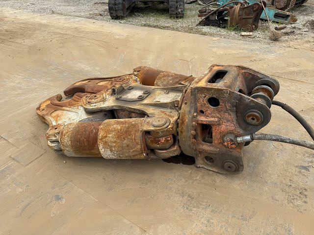 NPK SRC25 - Cizalla de demolición: foto 2 NPK SRC25 - Cizalla de demolición: foto 2