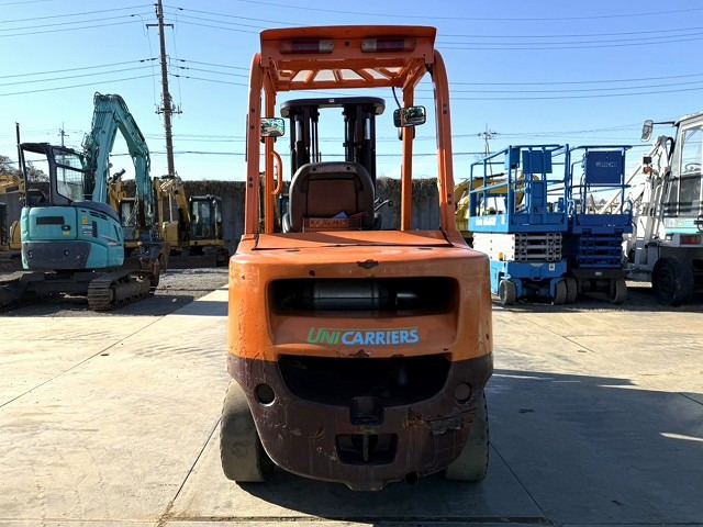 UNICARRIERS FD30T5 - Carretilla elevadora: foto 4 UNICARRIERS FD30T5 - Carretilla elevadora: foto 4