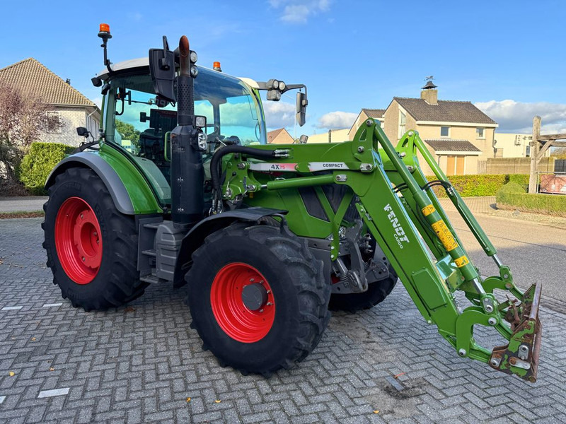 Fendt 313 Vario FendtOne + Fendt Cargo 4x75 - Tractor: foto 4 Fendt 313 Vario FendtOne + Fendt Cargo 4x75 - Tractor: foto 4