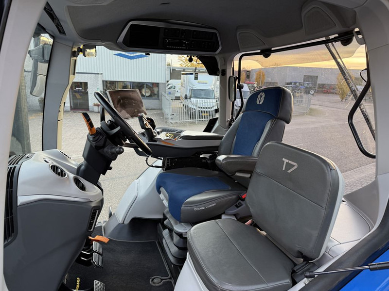 New Holland T7.275HD AC Stage V New Gen - Tractor: foto 5 New Holland T7.275HD AC Stage V New Gen - Tractor: foto 5