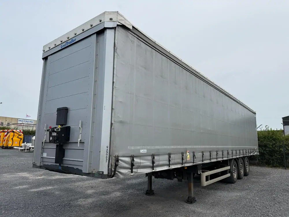LeciTrailer Tautliner 3E20 Tautliner 3E20*1er essieu relevable*essieux SAF - Semirremolque lona: foto 1 LeciTrailer Tautliner 3E20 Tautliner 3E20*1er essieu relevable*essieux SAF - Semirremolque lona: foto 1